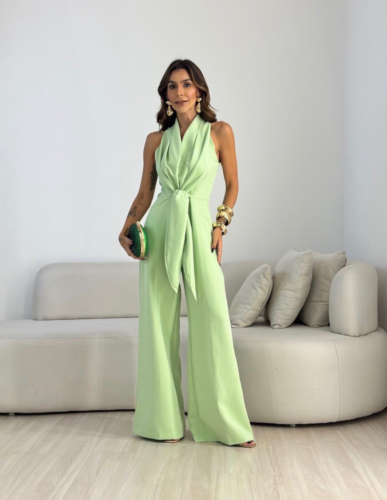 Elence™ | Mono con sutileza elegante